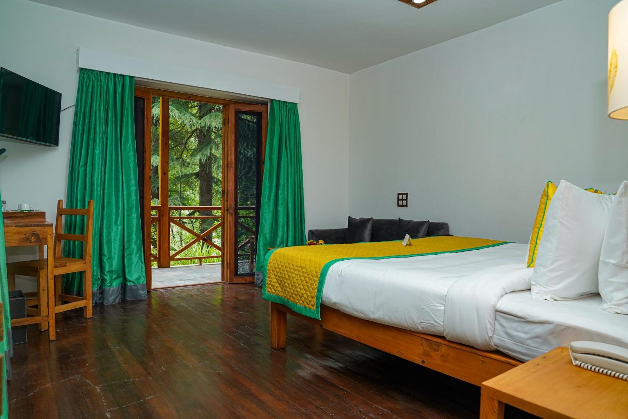 Готель Zone Connect By The Park, Manali Екстер'єр фото