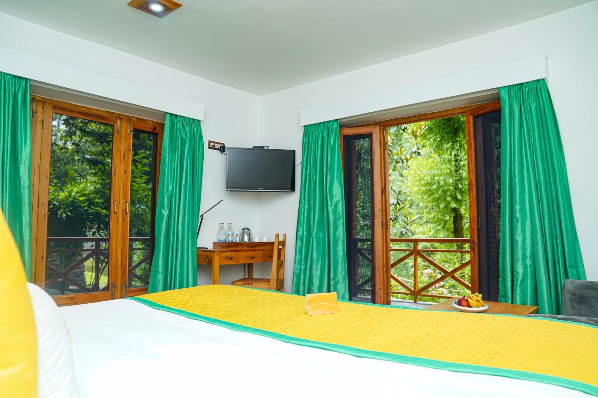 Готель Zone Connect By The Park, Manali Екстер'єр фото