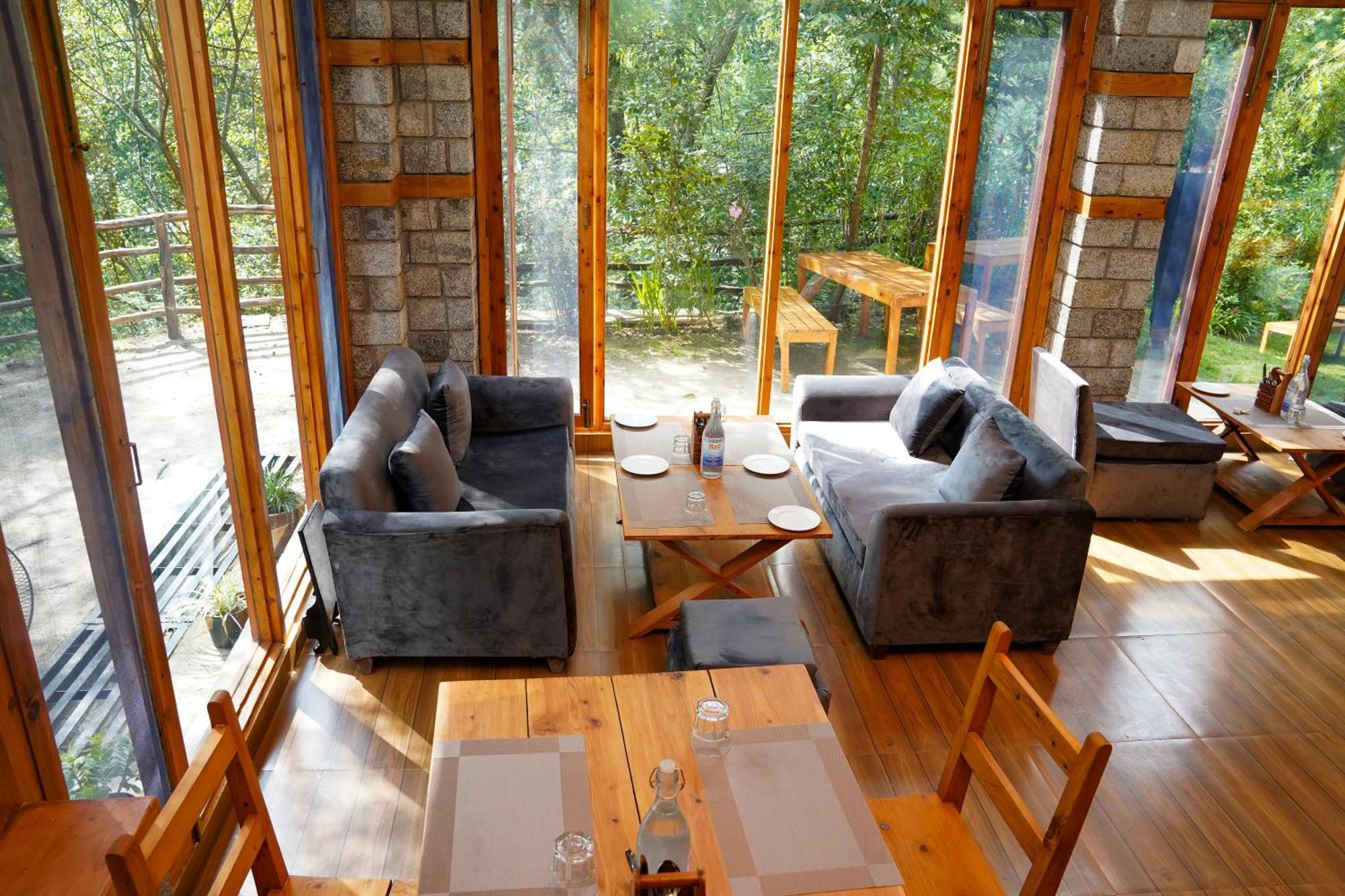 Готель Zone Connect By The Park, Manali Екстер'єр фото
