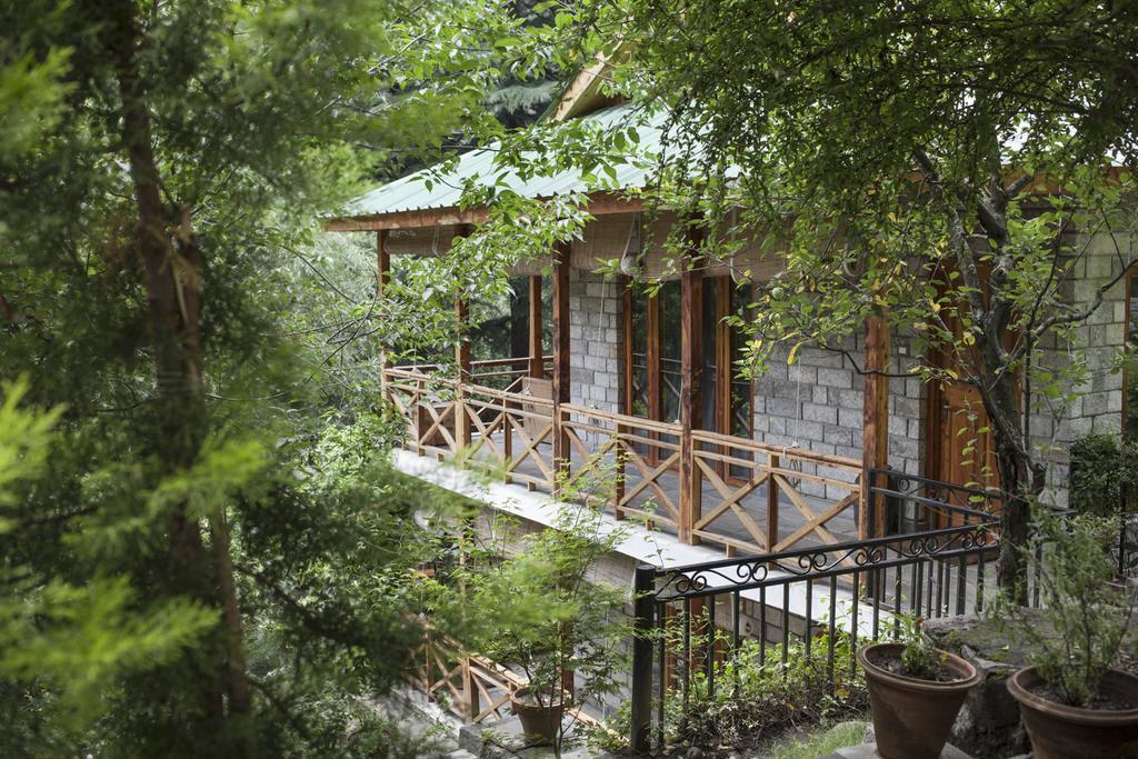 Готель Zone Connect By The Park, Manali Екстер'єр фото
